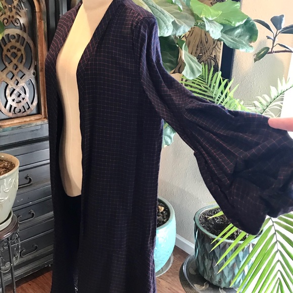 Gigi peplum geometric mutton sleeve duster cardi - Picture 4 of 8